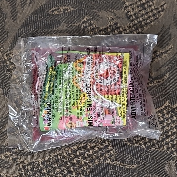 Strawberry Shortcake - Picture 2 of 2